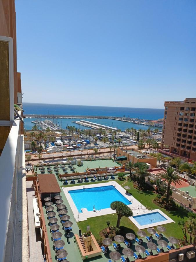 Primera Linea De Playa Y Vista Al Mar En Pyr Fuengirola Estudio エクステリア 写真